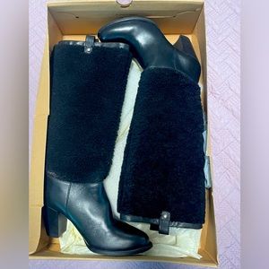 NEW UGG Ava Boots with Exposed Shearling